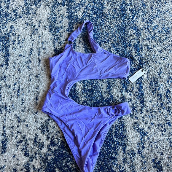 Lovers and Friends Jira One Piece in Periwinkle Medium - Picture 7 of 14